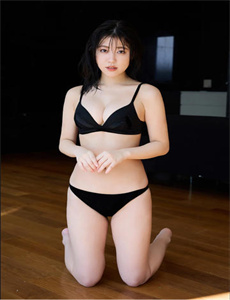 动漫美女泳装-血战太行山